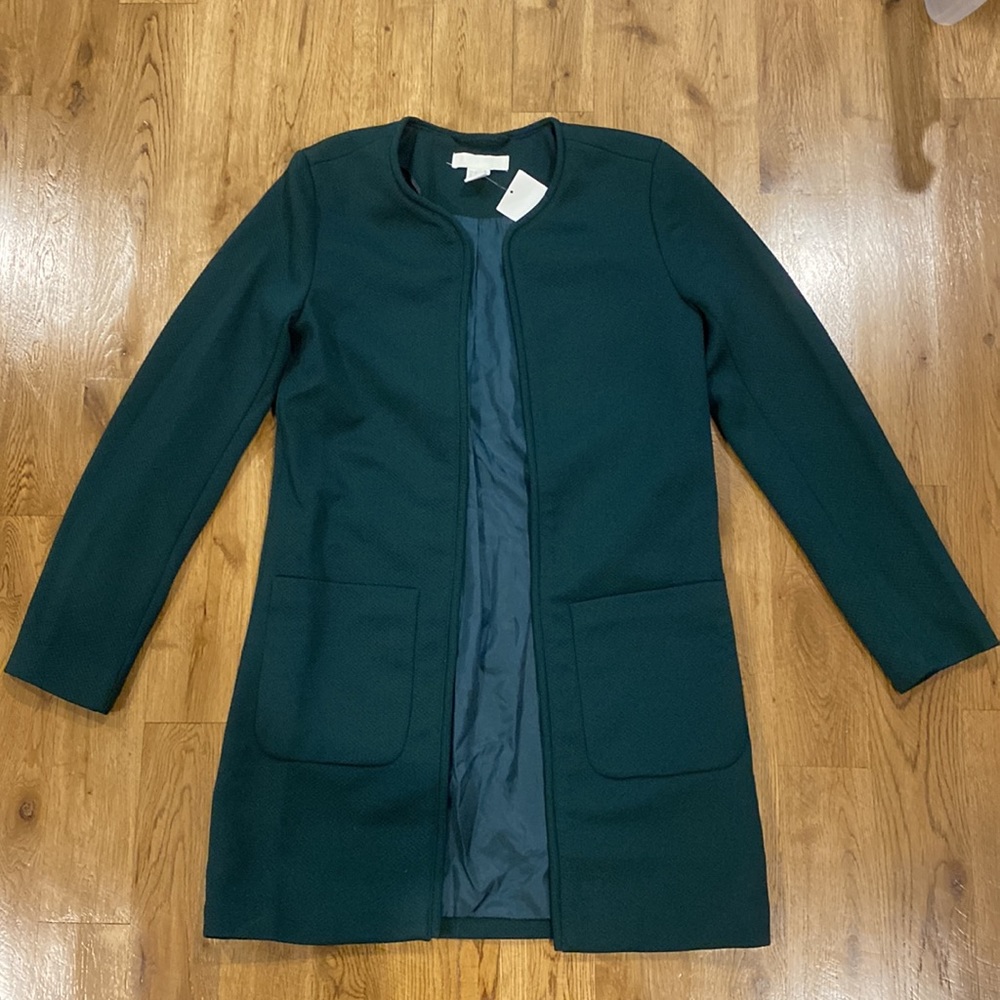 🆕 H&M dark green jacket, size 2